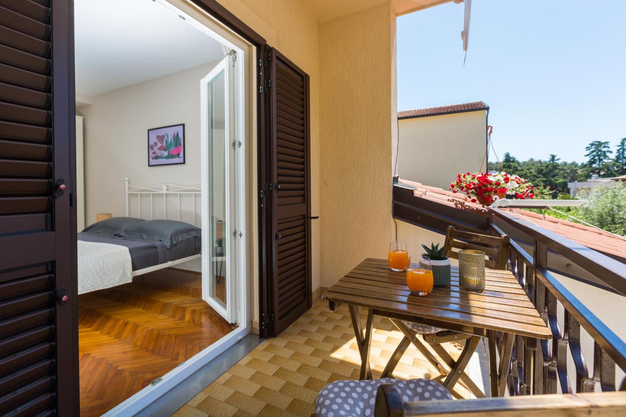 Apartment Oleandar Poreč Eksteriør bilde