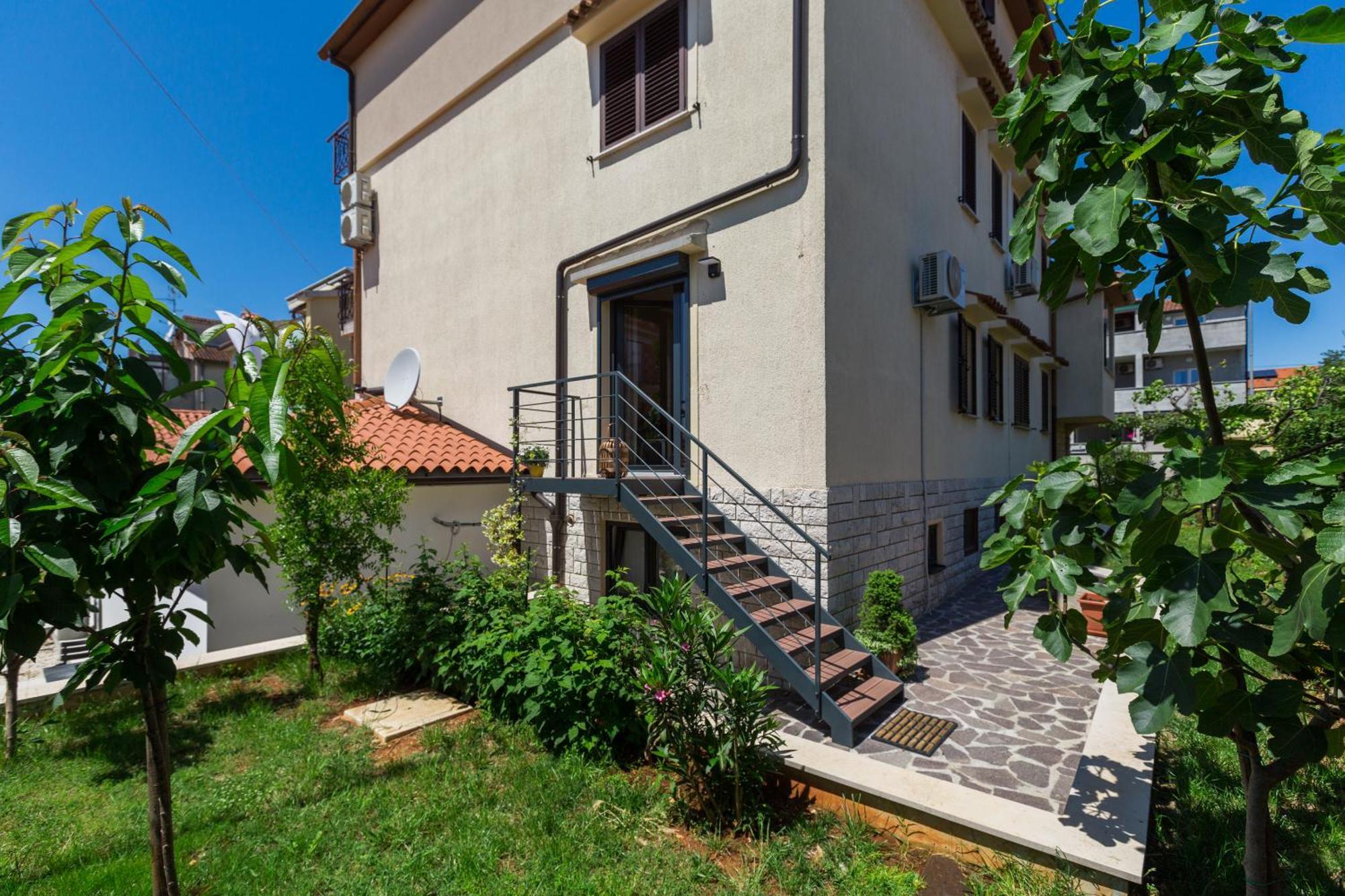 Apartment Oleandar Poreč Eksteriør bilde